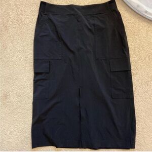 Women’s Athleta Black Cargo Skirt Size 16 Like New